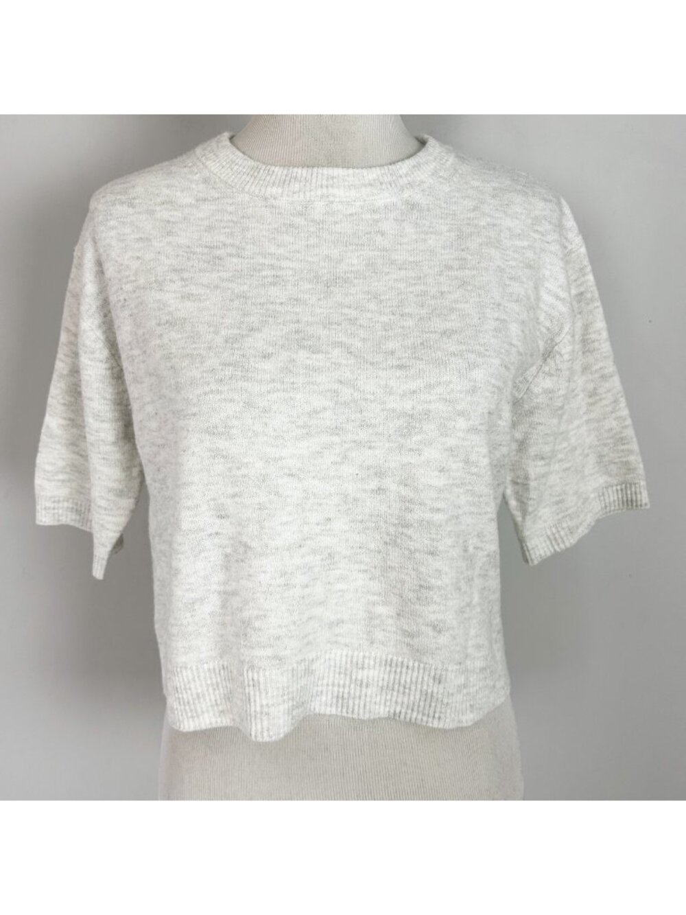Women's‎ Lightweight Heather Gray Boxy Sweater Tee Drop Shoulder Size Small